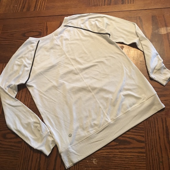 Lululemon 💥SOLD💥 - Picture 2 of 3