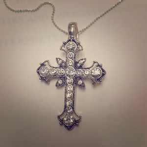 Lia Sophia cross clasp