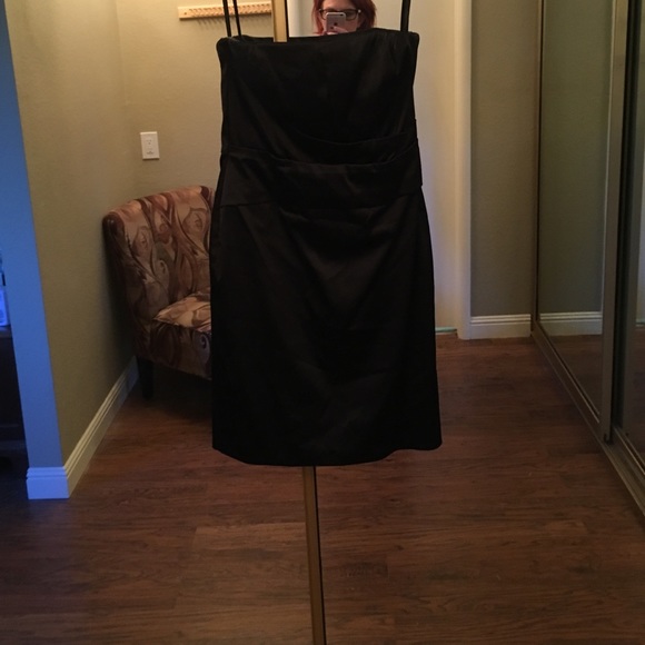 Black cocktail strapless dress