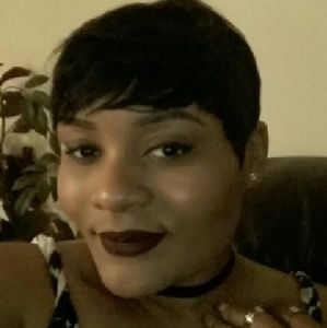 Meet your Posher, Keshia