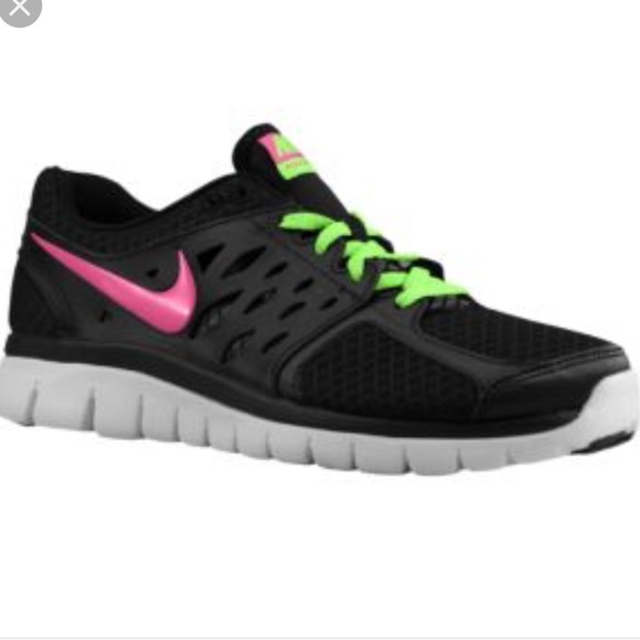 womens lime green and black nike shoes