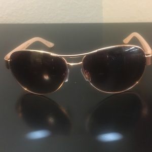 Juicy Couture aviator sunglasses