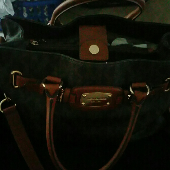 Michael Kors handbag - Picture 2 of 4