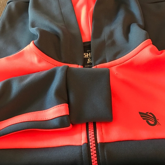 Boys Size 8 Oshkosh Sweatshirt