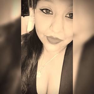 Meet your Posher, Claudia