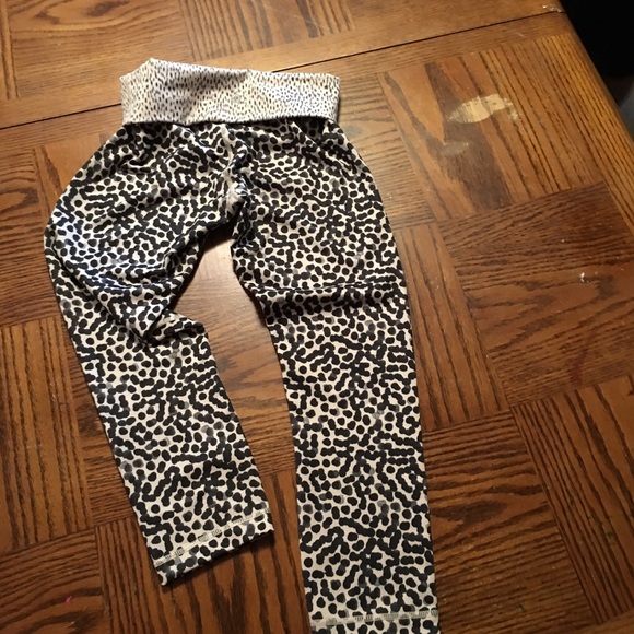 Lululemon leggings - Picture 2 of 3