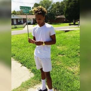 Meet your Posher, Elijah