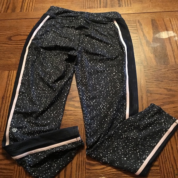 Lululemon💥SOLD💥 - Picture 2 of 4