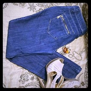 Shimmering gold stiched Jeans.