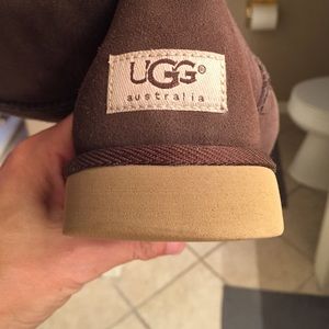 tall chestnut ugg boots size 8