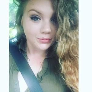 Meet your Posher, Abby