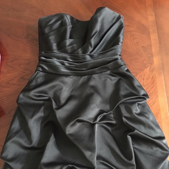 Dress - Picture 1 of 4