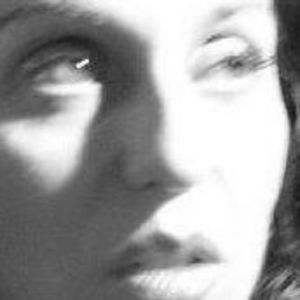 Meet your Posher, Claudia