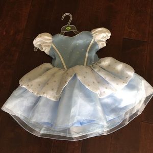 Cinderella costume for baby girl size 12 month.