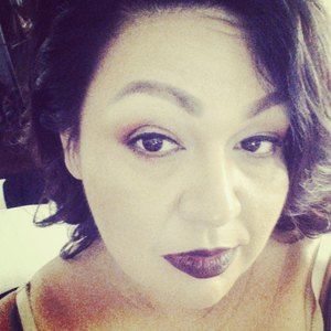 Meet your Posher, Gina