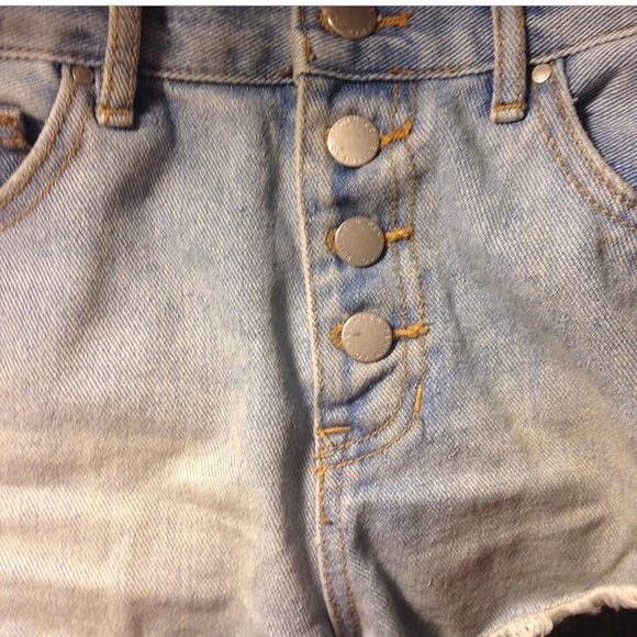 BULLHEAD HIGH RISE SHORTS - Picture 2 of 2