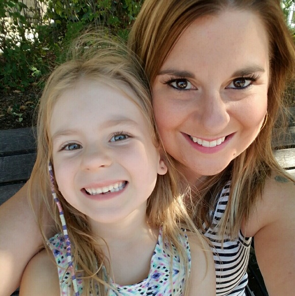 Meet your Posher, Jenna - Picture 1 of 1