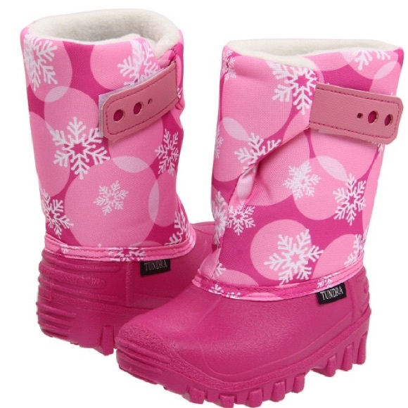 Tundra SnowBoots