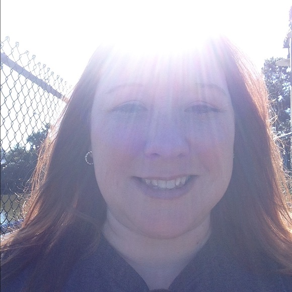 Meet your Posher, Leslie