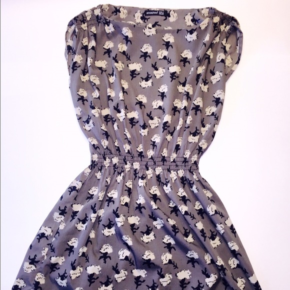 Atmosphere Dresses & Skirts - 🔥BOGO🔥🦁Atmosphere Mini Dress