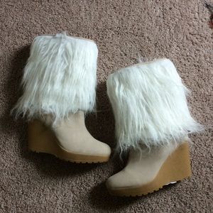 Jennifer Lopez boots