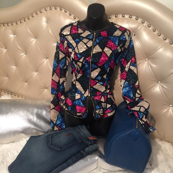 Peplum - Picture 4 of 4