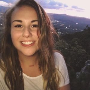 Meet your Posher, Felicia