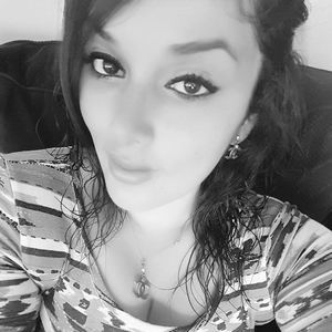 Meet your Posher, Lorena