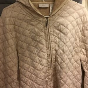 Cotton/poly quilted hoodie