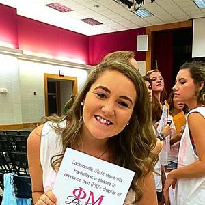 Meet your Posher, Lacresha