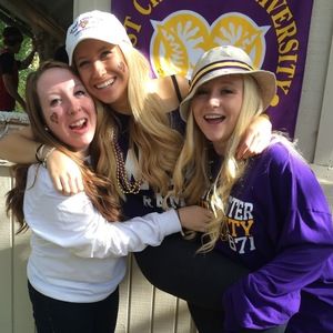 Meet your Posher, Reina