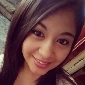 Meet your Posher, Monica