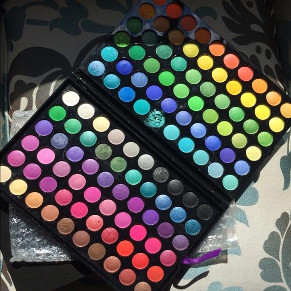 Eye Shadow Palette