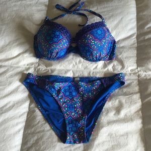 Aerie Blue Bali print Push-up Bikini 36D M