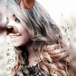 Meet your Posher, Karina