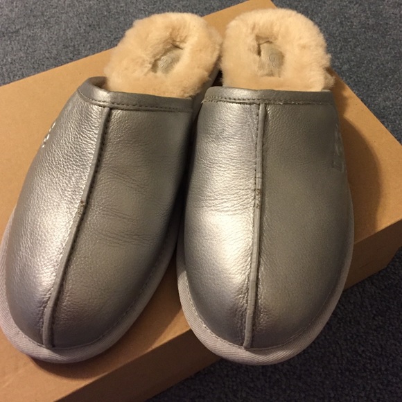 Ugg slippers