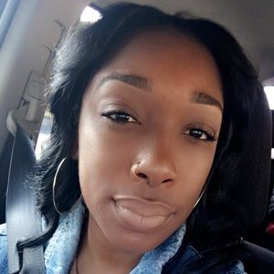 Meet your Posher, Jocelyn