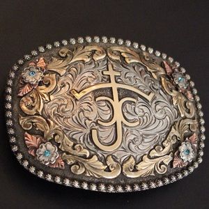 Meet your Posher, Julian