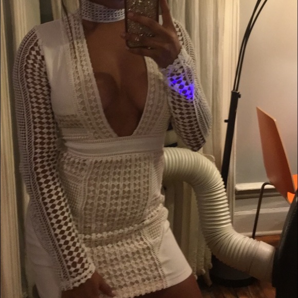 MISSGUIDED STRUCTURE LACE WHITE DRESS - Picture 4 of 4