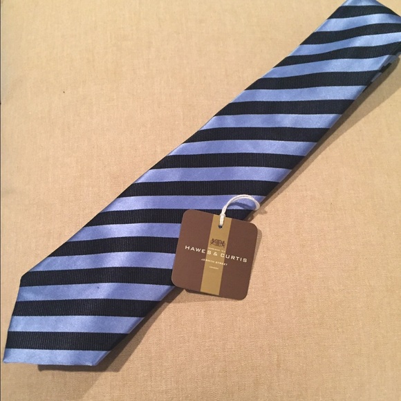 NWT Hawes and Curtis silk blue tie
