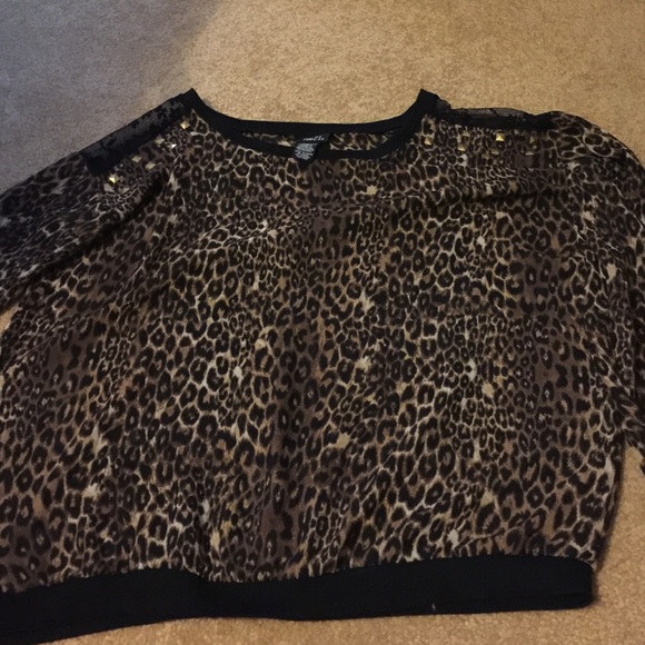 Rue 21 cheetah shirt