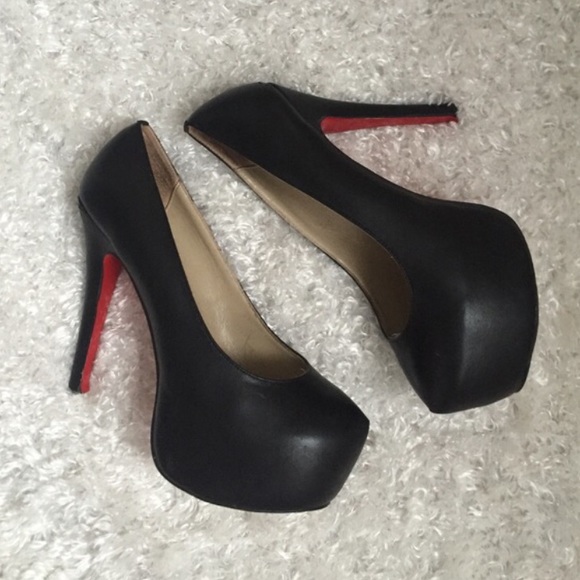 Christian Louboutin Shoes - Christian Louboutin Pumps