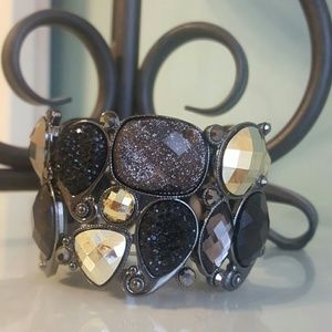 Black and Gold Shimmering Jewel Bracelet