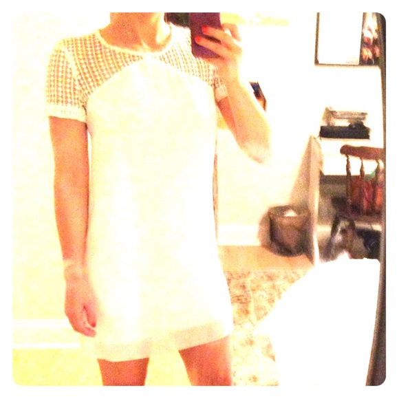 perfect white shift dress