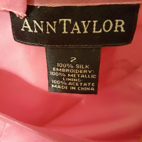 Exquisite Ann Taylor skirt. - Picture 3 of 3