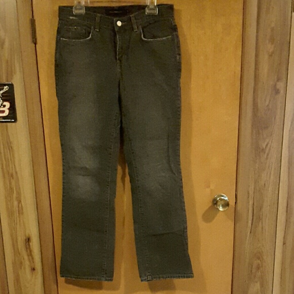Jeans - Picture 1 of 3