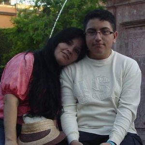 Meet your Posher, Claudia e.