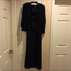 Elegant Gown Prom Ball & Wedding Dress