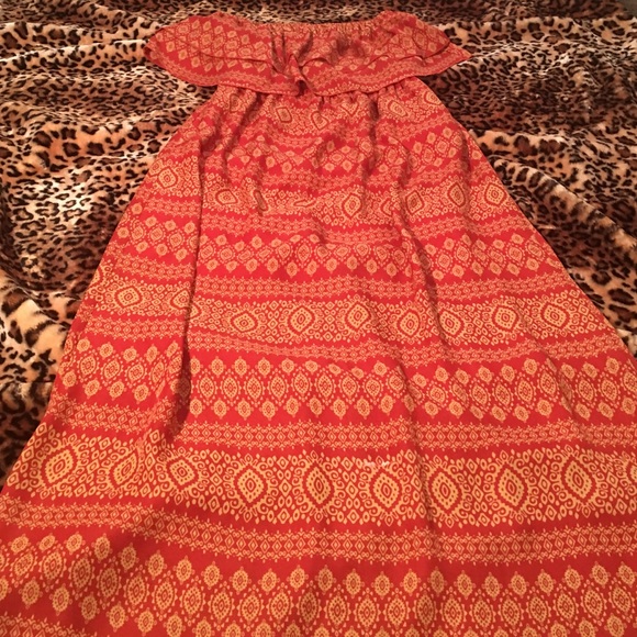 Beautiful Ruffle Maxi Dress - Picture 2 of 3