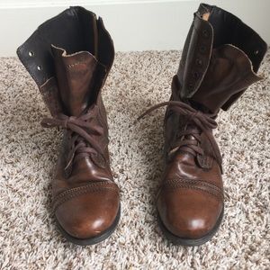 Steve Madden "troopa" moto boots